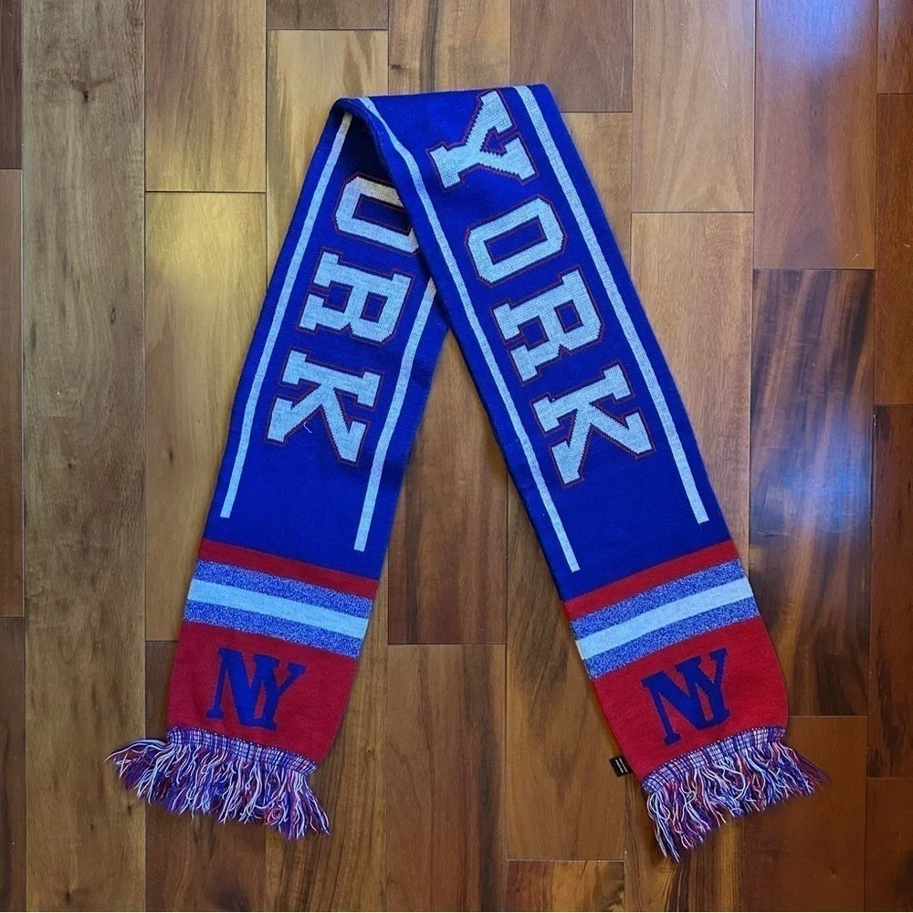 New York Giants Themed Knit Scarf